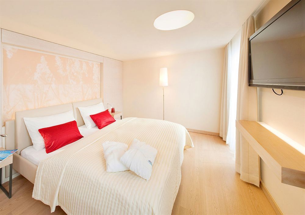 Strandhotel Am ไวส์เซินซี ภายนอก รูปภาพ